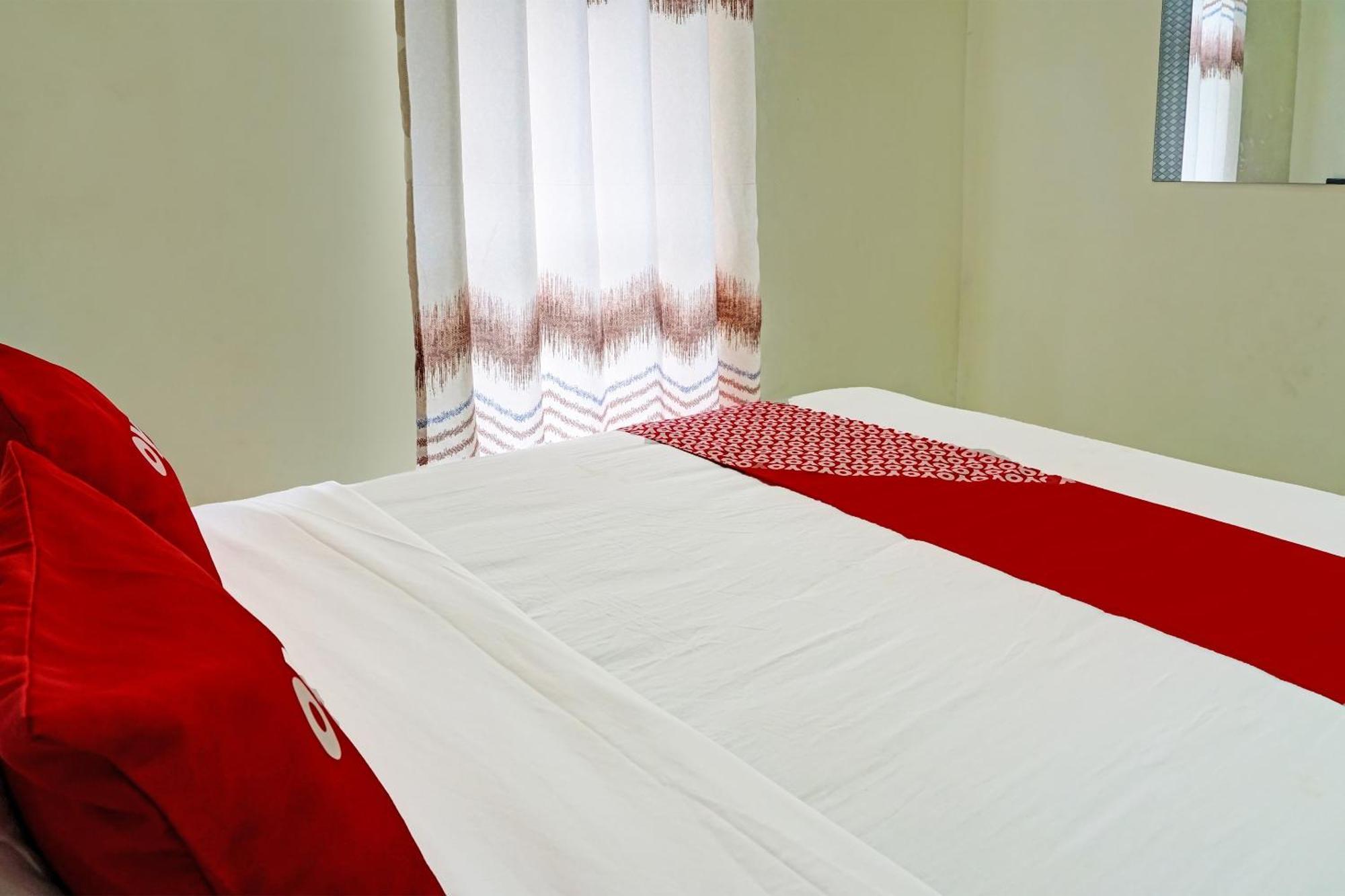Oyo 91707 Jannah Homestay Syariah Dau Extérieur photo