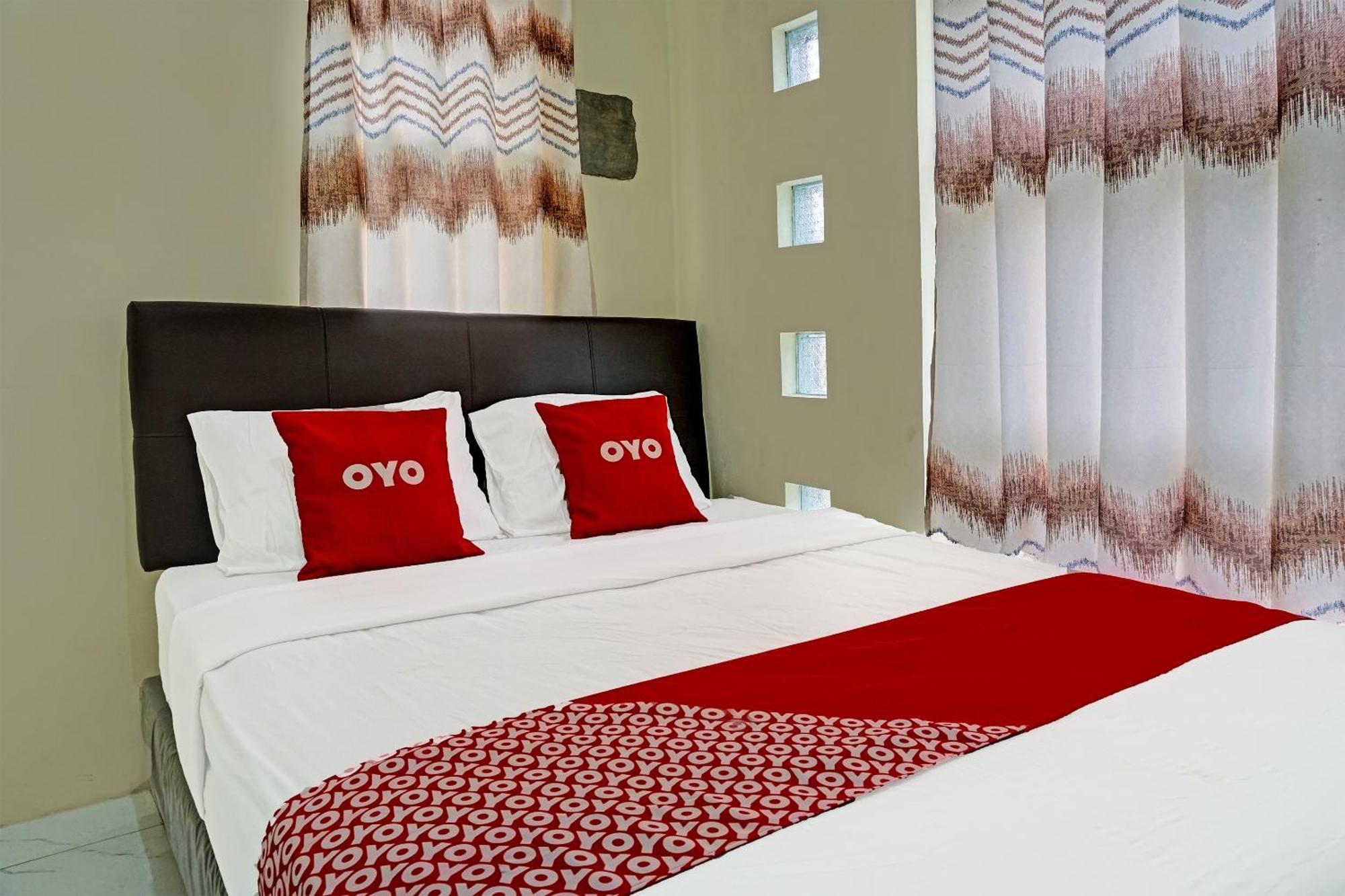 Oyo 91707 Jannah Homestay Syariah Dau Extérieur photo